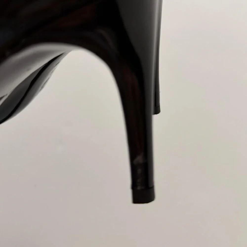 Louis Vuitton navy blue Heels Size 8 - Picture 11 of 12